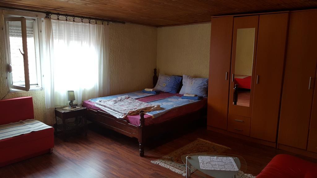 Apartmani Emil Podgorica Bagian luar foto
