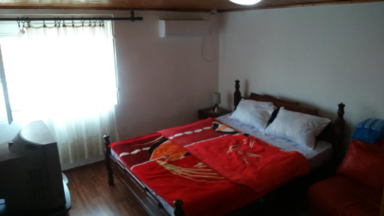 Apartmani Emil Podgorica Bagian luar foto